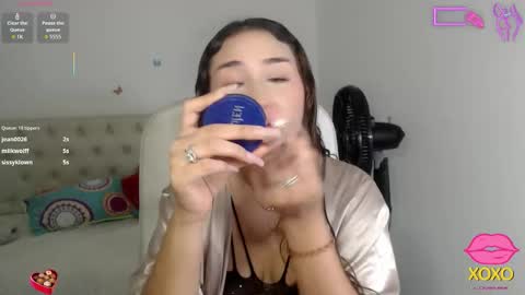 Snapshot of sasha_17_ chatting on October 22, 4:12 pm Sofia online show from October 22, 4:12 pm