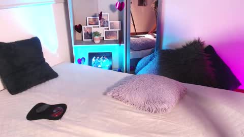 sasha_bowei online show from February 28, 3:28 am