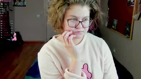 .Alexandra online show from March 10, 1:10 pm