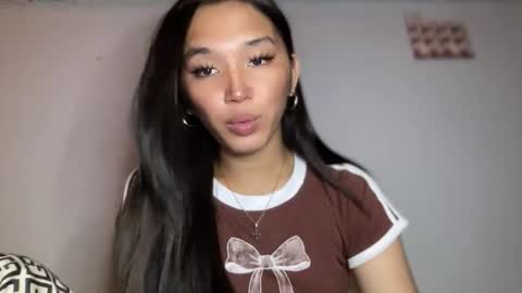 Sassygirl online show from March 3, 1:33 am