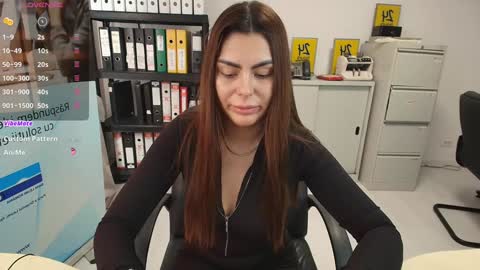 sassytiff online show from January 26, 12:33 pm