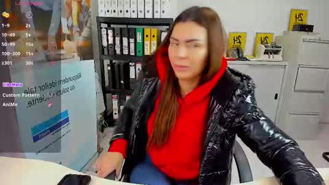 sassytiff online show from February 13, 12:11 pm