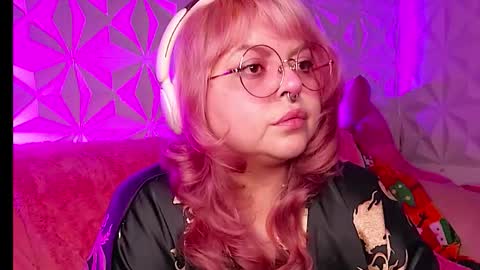 Gina George online show from January 8, 1:53 am