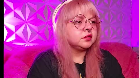 Gina George online show from January 14, 3:00 am