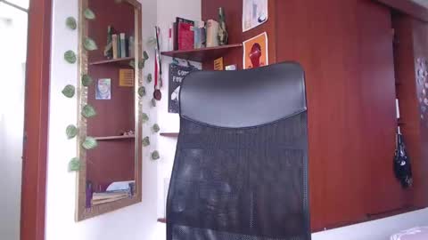 Zaren online show from January 8, 4:11 pm