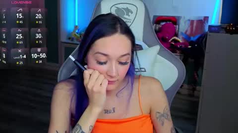 Ariel online show from December 17, 5:00 am