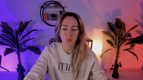 save the qween online show from January 20, 5:37 am