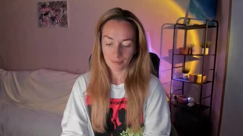 save the qween online show from September 12, 11:28 am