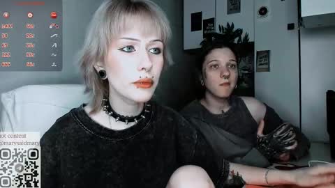 pronoun she. name Mary. age 21. online show from September 19, 11:04 pm