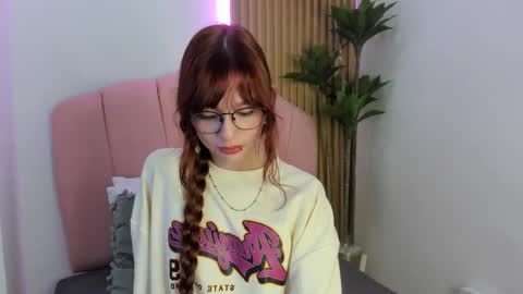 scarlett smith 3 online show from December 20, 3:32 am