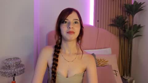 scarlett smith 3 online show from December 18, 3:11 am