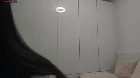 Angela online show from November 18, 1:06 am