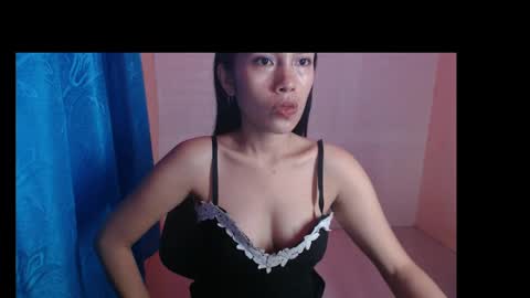 Snapshot of seductive_chailyn chatting on February 15, 8:44 am just call me baby online show from February 15, 8:44 am