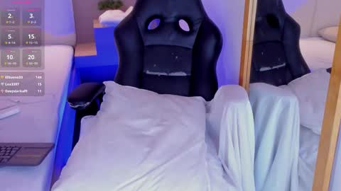 Selena online show from November 17, 12:17 pm