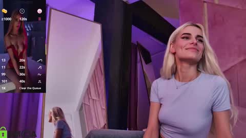 Selena online show from November 22, 5:21 am