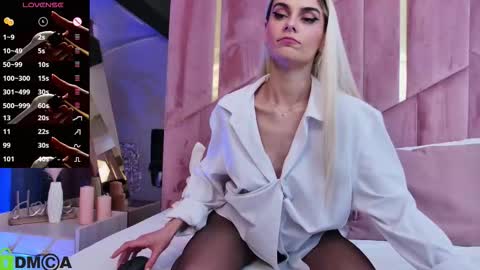 Selena online show from February 26, 6:56 am