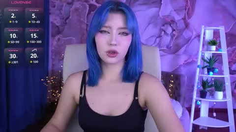 selenairis online show from December 20, 9:19 pm