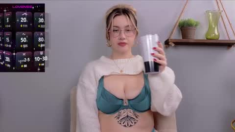 Selina Mae online show from January 28, 4:18 am