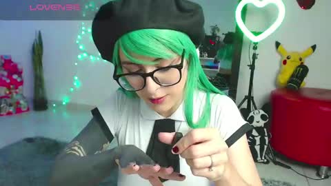   online show from December 14, 1:38 am