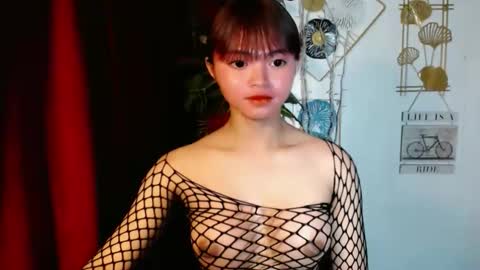 sensational_yeng online show from February 13, 5:58 pm