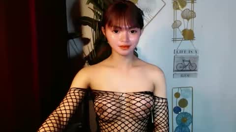 sensational_yeng online show from February 21, 9:04 pm