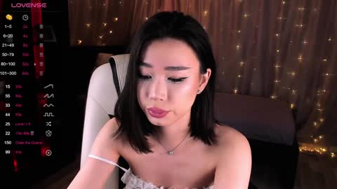 Snapshot of sensualily chatting on February 6, 6:02 pm Kiki online show from February 6, 6:02 pm