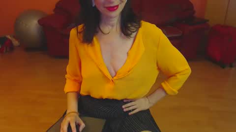 sensualmyra online show from February 28, 1:47 pm
