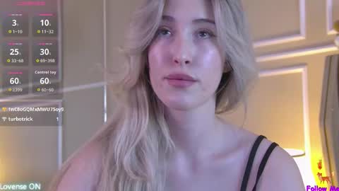 Serena online show from October 31, 11:14 am