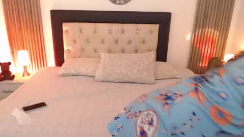 Serena online show from February 11, 11:23 am