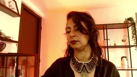 Snapshot of serena_xyz chatting on September 30, 6:46 pm Serena Xyz online show from September 30, 6:46 pm