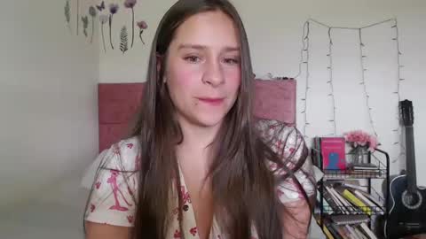 serenity_crystal online show from December 20, 5:40 pm