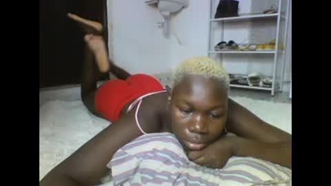 Snapshot of sexqueen02 chatting on March 6, 12:54 am sexqueen02 online show from March 6, 12:54 am