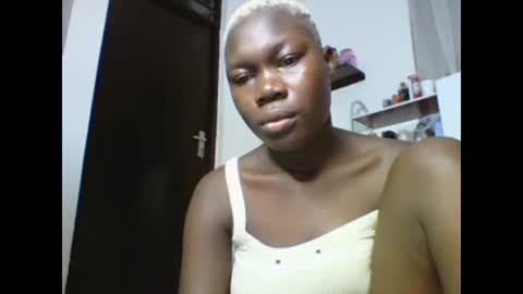 Snapshot of sexqueen02 chatting on March 12, 2:20 am sexqueen02 online show from March 12, 2:20 am