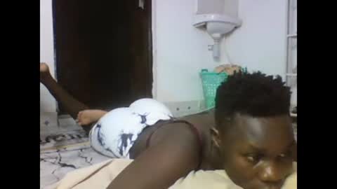 Snapshot of sexqueen02 chatting on February 23, 11:21 pm sexqueen02 online show from February 23, 11:21 pm