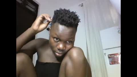 Snapshot of sexqueen02 chatting on February 8, 1:54 pm sexqueen02 online show from February 8, 1:54 pm