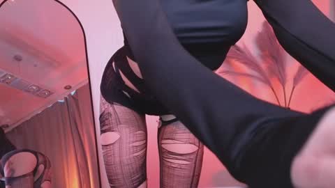 Snapshot of sextezi chatting on January 22, 12:49 pm sextezi online show from January 22, 12:49 pm