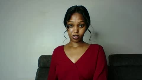 Snapshot of sexttiana_ebony chatting on October 17, 8:28 am sexttiana_ebony online show from October 17, 8:28 am