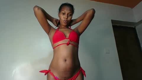 Snapshot of sexttiana_ebony chatting on March 11, 10:07 am sexttiana_ebony online show from March 11, 10:07 am