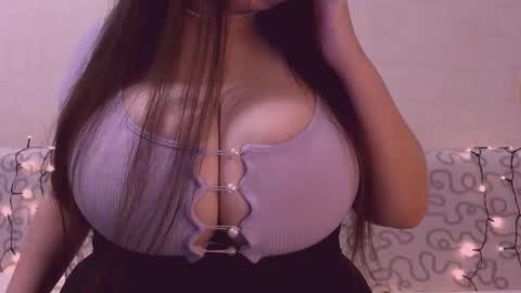 Snapshot of sexxgirlboy chatting on October 28, 2:45 pm Julia online show from October 28, 2:45 pm