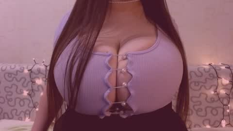 Snapshot of sexxgirlboy chatting on December 12, 1:39 pm Julia online show from December 12, 1:39 pm