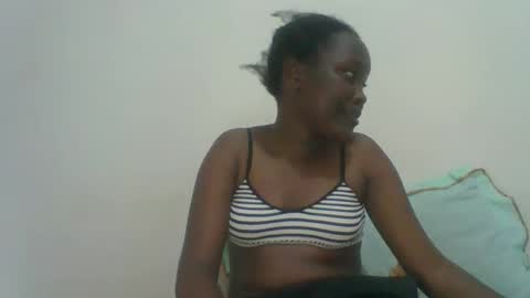 Snapshot of sexxy_kendrah chatting on October 26, 9:21 pm lorna online show from October 26, 9:21 pm