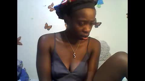 Snapshot of sexy_annbel chatting on October 22, 10:31 am Ann online show from October 22, 10:31 am