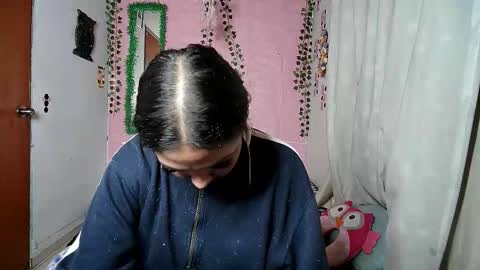 sexy lolas online show from October 21, 5:44 am