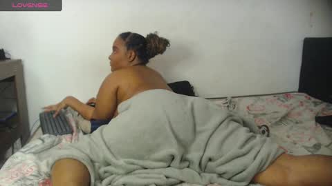 Jhoana online show from December 12, 5:20 am