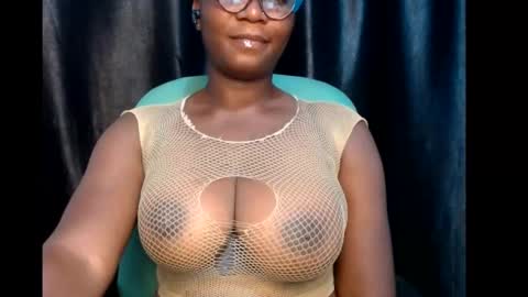 zoe online show from March 8, 6:24 pm