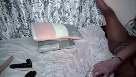 sexy_valentina90 online show from February 27, 9:36 pm