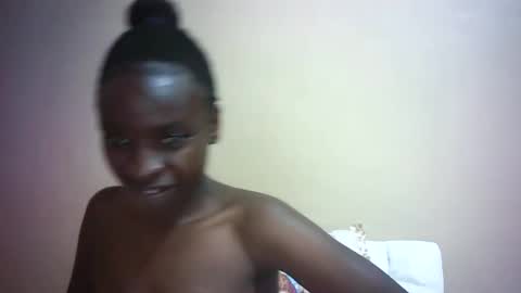 leila online show from December 9, 4:15 pm