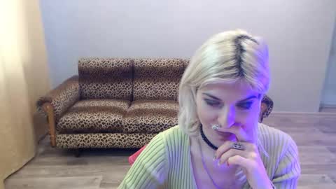 sexybeatriice online show from January 7, 7:23 am