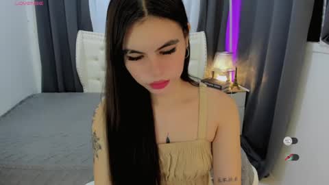 sexydollfox online show from February 10, 10:31 am