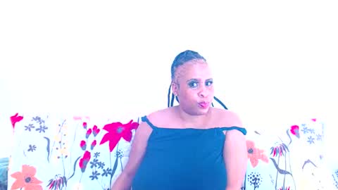 sexyebonylove89 online show from December 16, 5:13 am